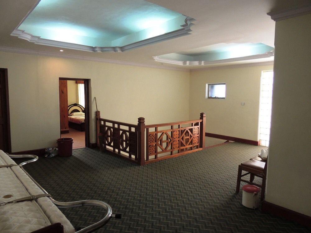 Taunggyi Hotel Exterior photo