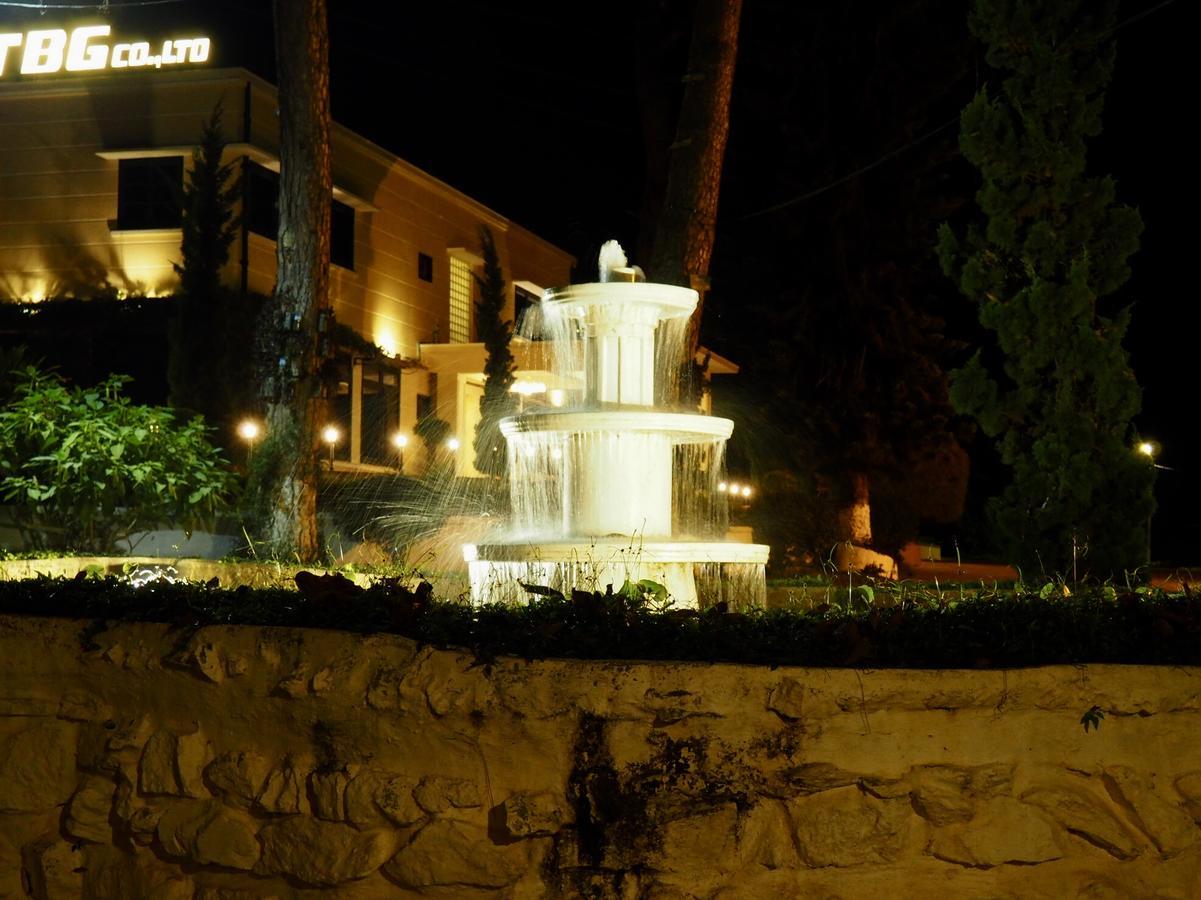 Taunggyi Hotel Exterior photo